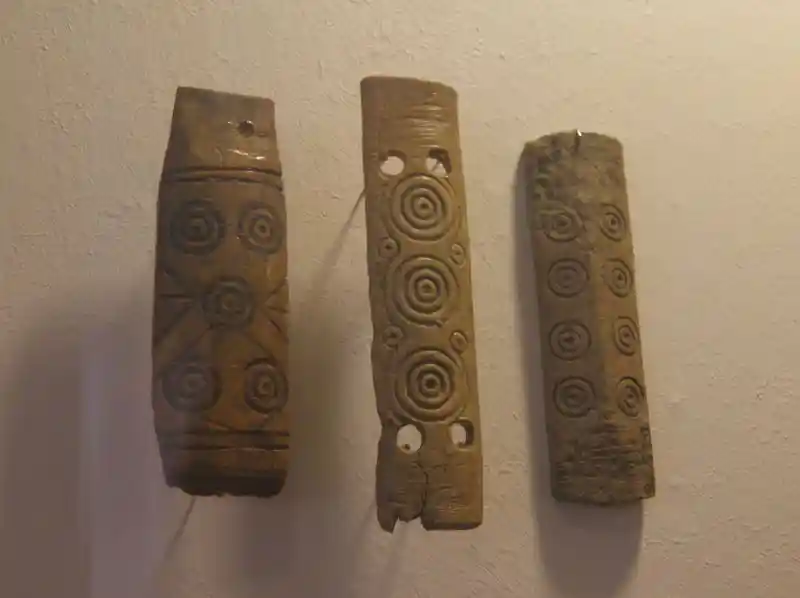 Solar symbol, circle and dot